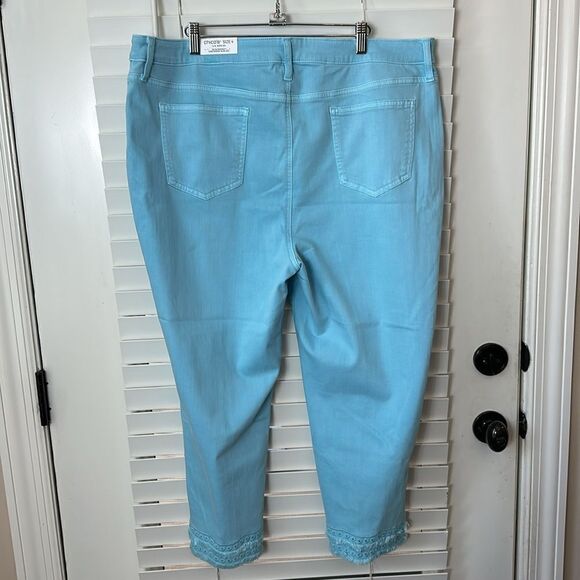 Chicos size 4 so slimming girlfriend slim leg crop pants - Picture 6 of 12